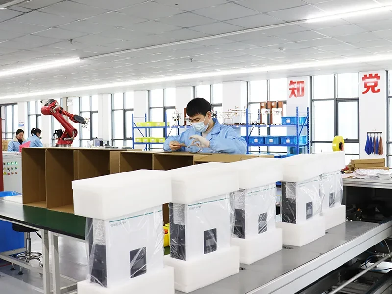 Manufacturing equipment